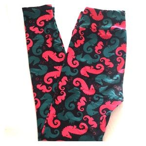Lularoe OS leggings ~  Seahorse print